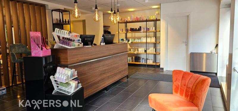Kapper Roermond Centrum - Hair & Looks