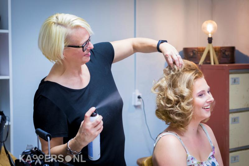 Thuiskapper | Esmie's Hairstyling
